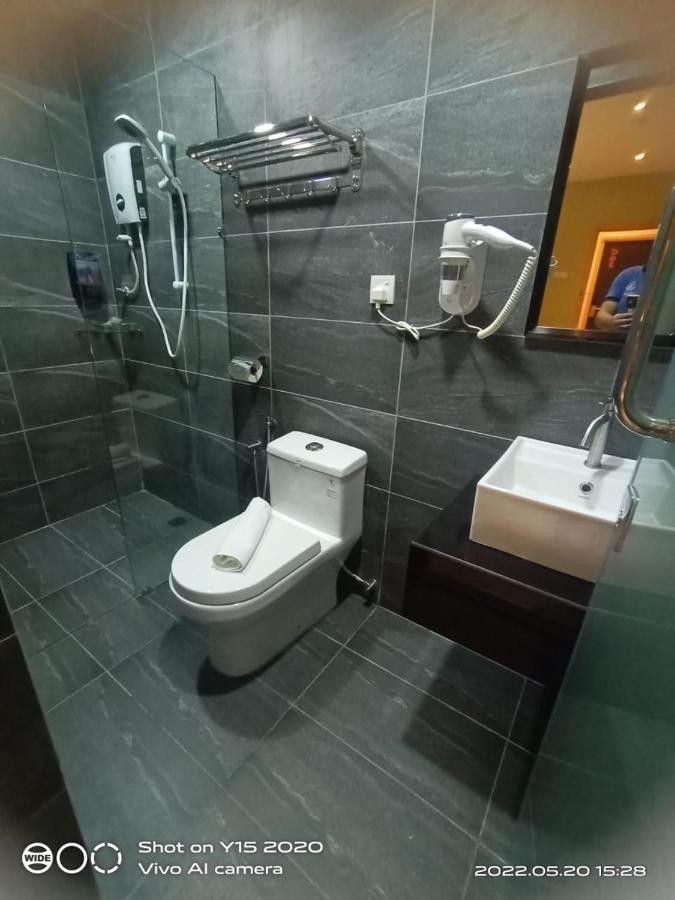 Yee Hotel Permas Jaya Johor Bahru Buitenkant foto