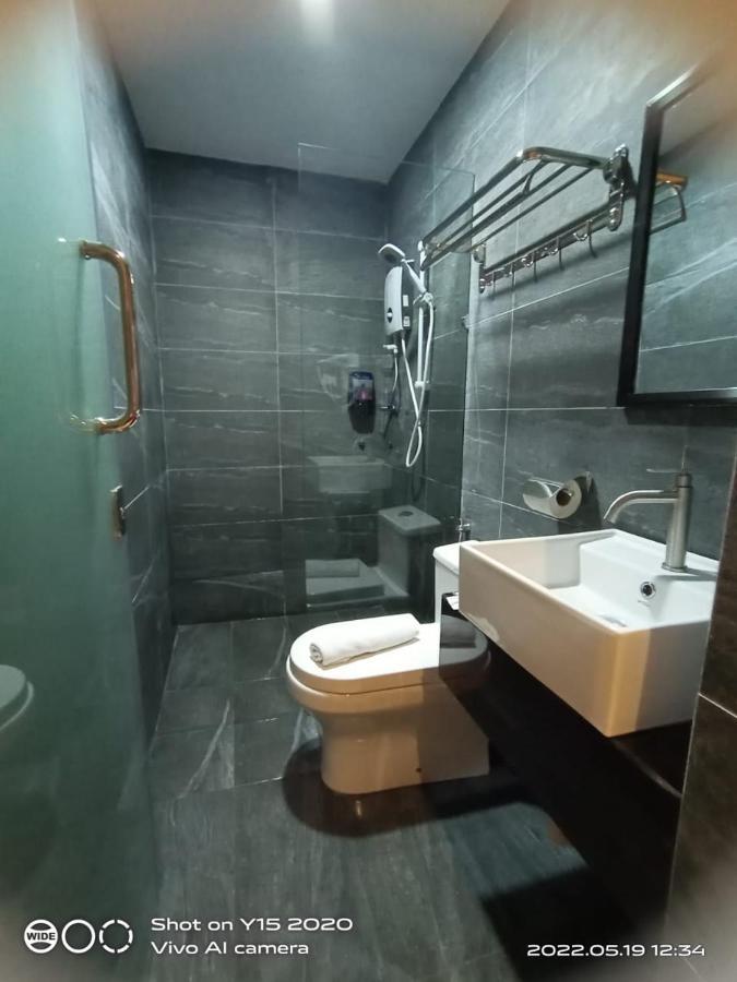 Yee Hotel Permas Jaya Johor Bahru Buitenkant foto