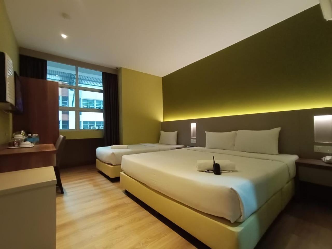 Yee Hotel Permas Jaya Johor Bahru Buitenkant foto