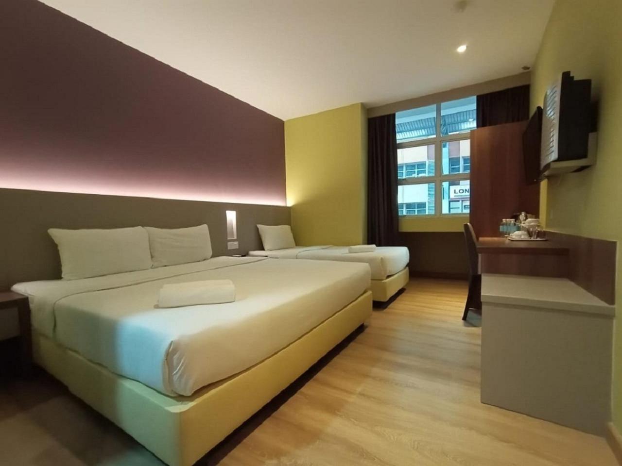 Yee Hotel Permas Jaya Johor Bahru Buitenkant foto