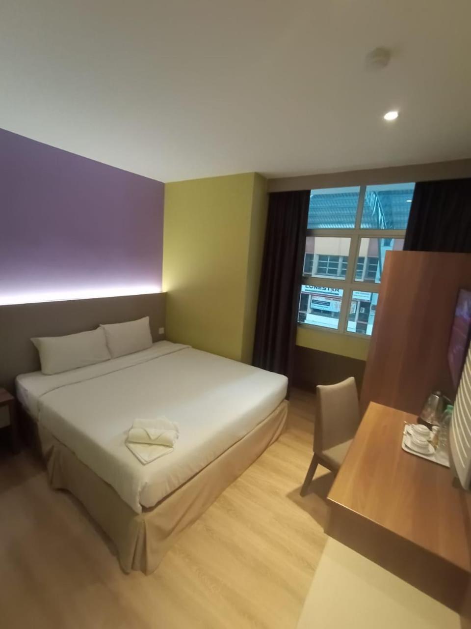 Yee Hotel Permas Jaya Johor Bahru Buitenkant foto